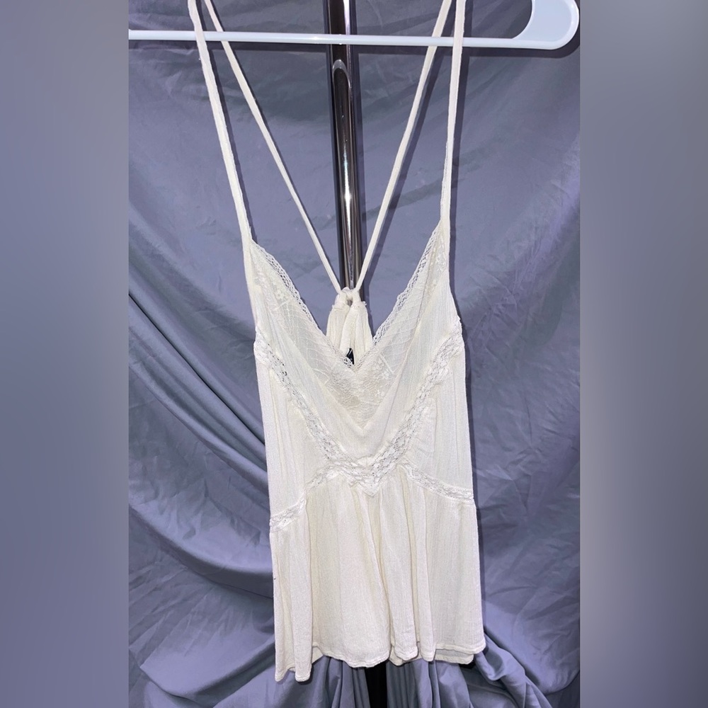 Off-white American Eagle flowy top